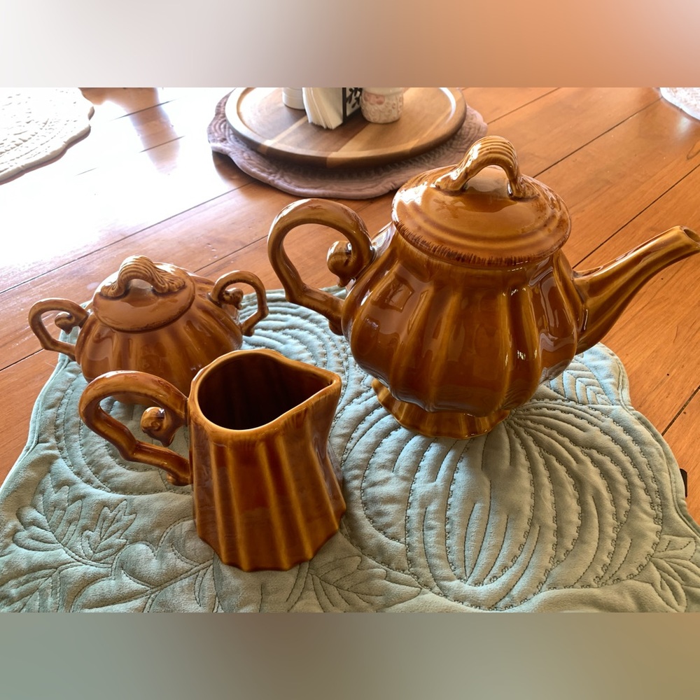 Vintage Ceramic Tea Set in Brown plus two matching plates